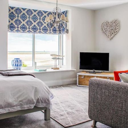 Seafront Apartment With Stunning Views クリーソープス エクステリア 写真