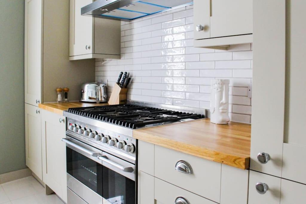 Seafront Apartment With Stunning Views クリーソープス エクステリア 写真